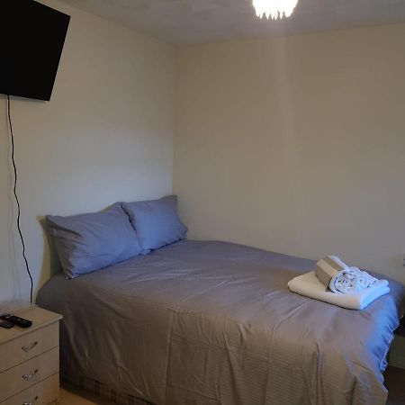 Alder En-Suites Self-Catering With Private Shower 1 南安普敦 外观 照片