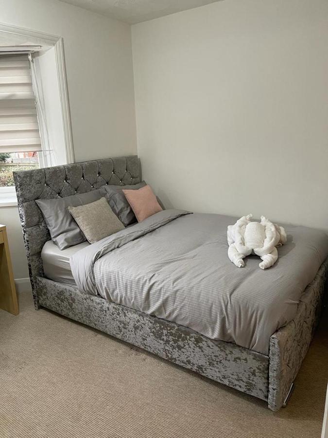 Alder En-Suites Self-Catering With Private Shower 1 南安普敦 外观 照片